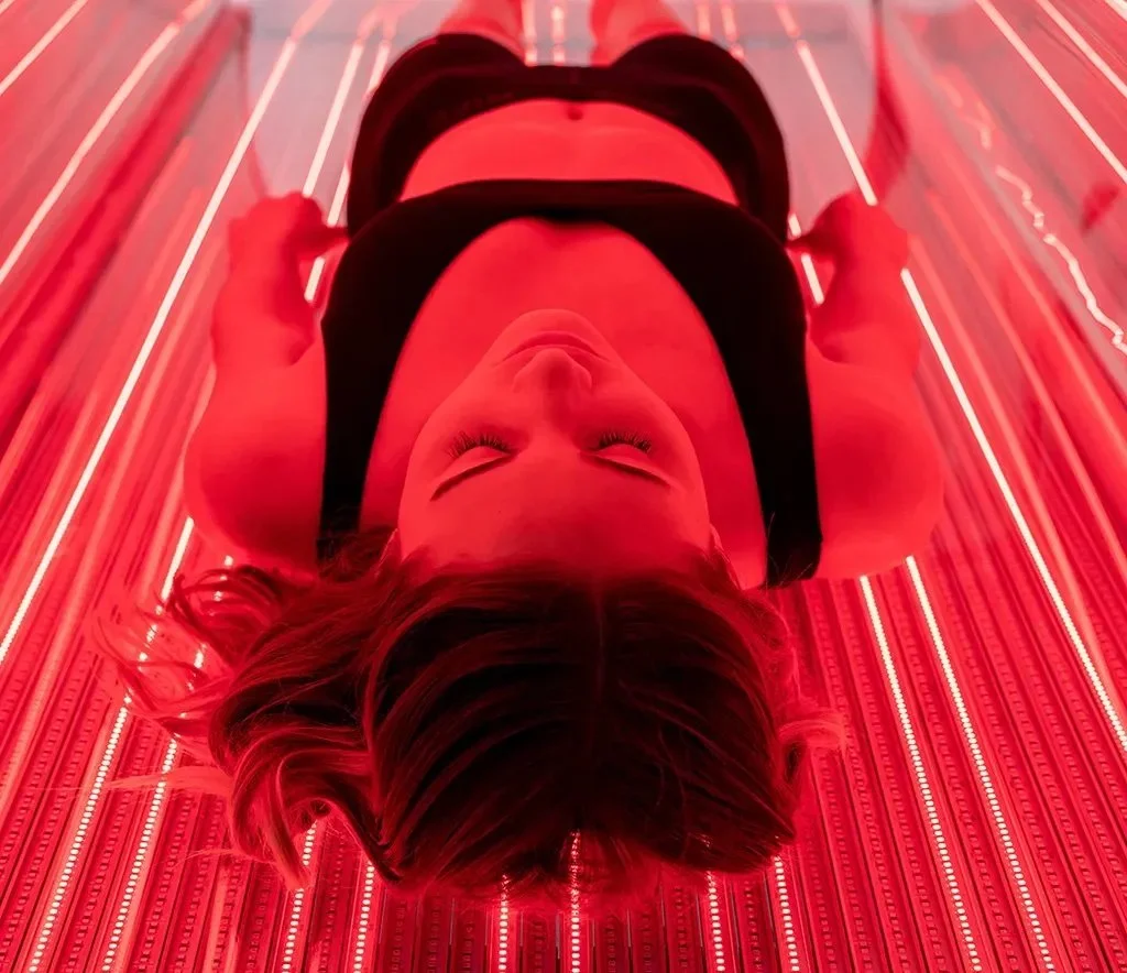 Brain Boost: How Red Light Therapy Fights Depression, Brain Fog & Fatigue - REDSOL Wellness Club League City TX